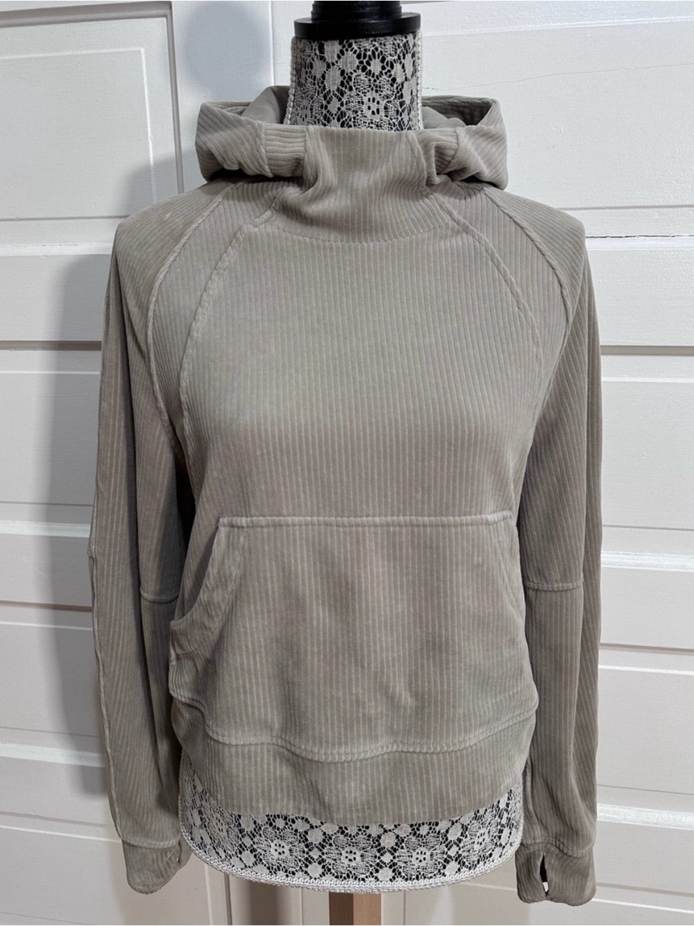 Cozy Lululemon Scuba Oversized Hoodie *Velvet Cord XS/S Beige Riverstone $148